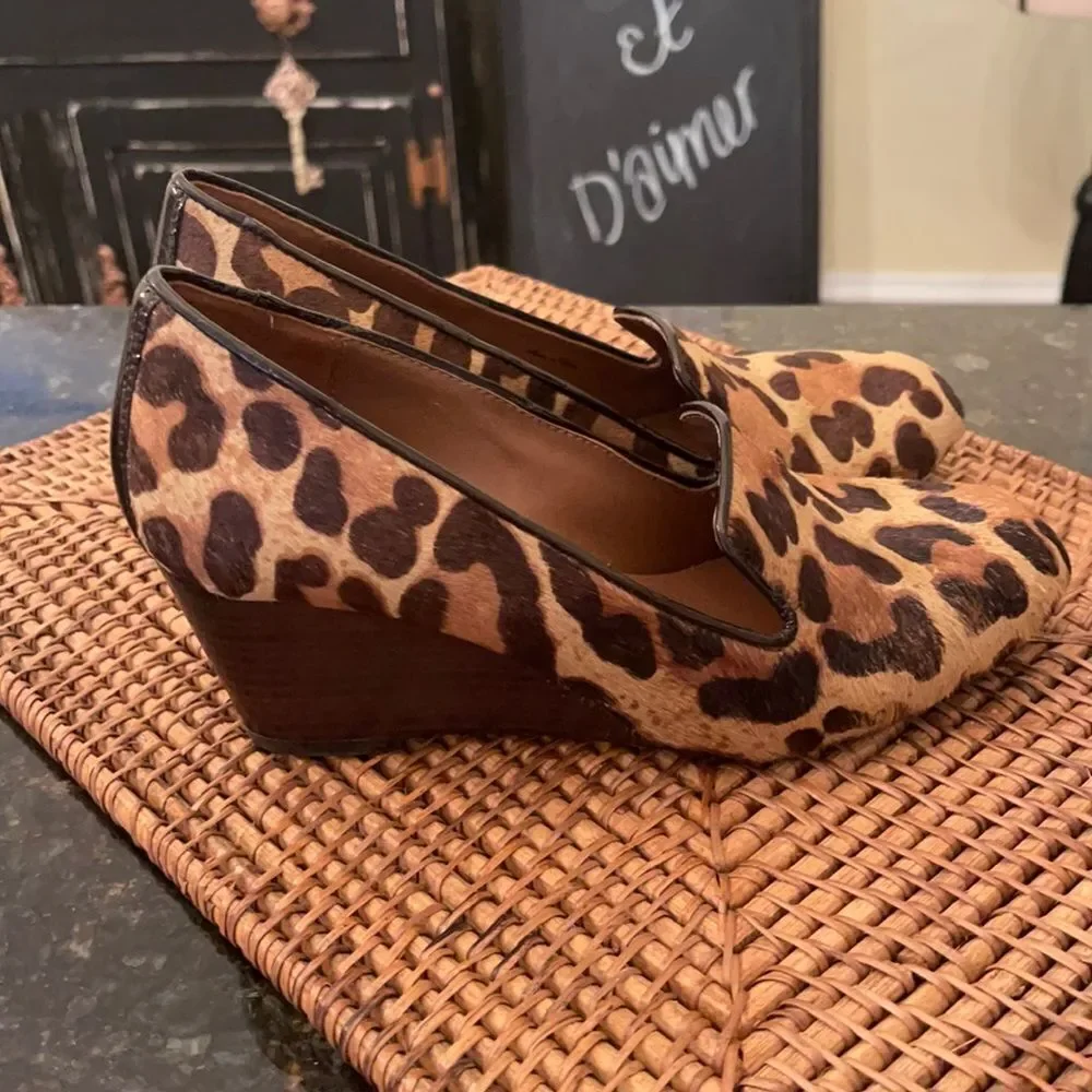 *DONALD J PLINER* Sz 6 Leopard Print CalfHair Wedge